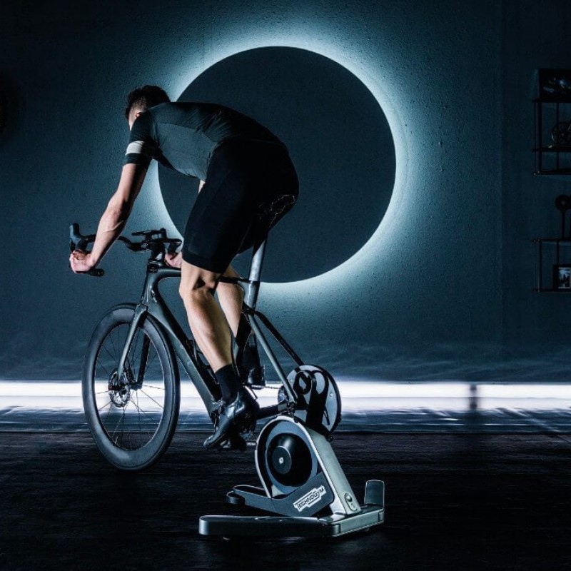 Велотренажер Technogym MyCycling