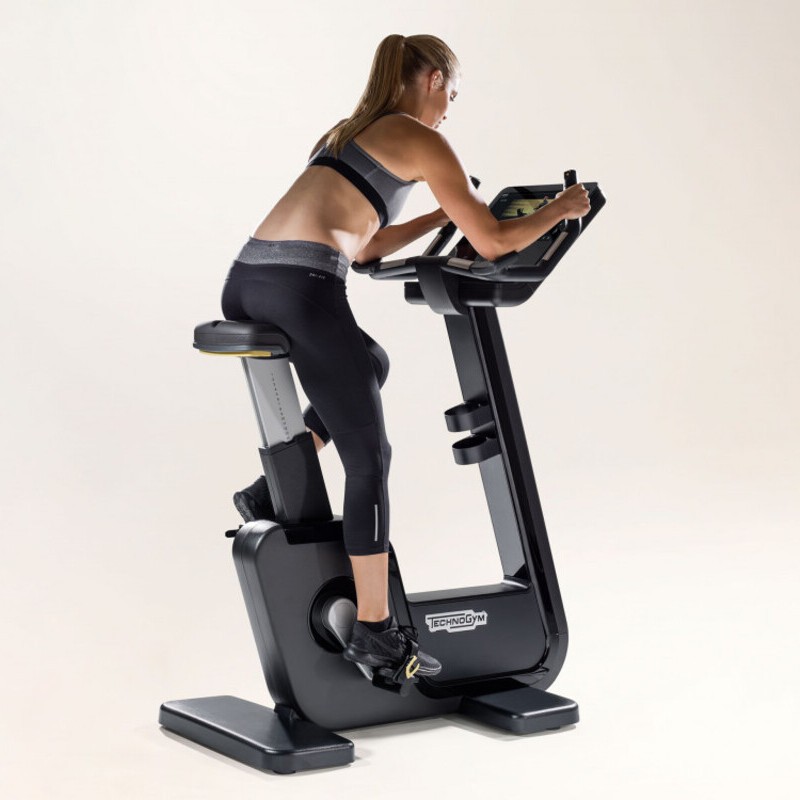Велотренажер Technogym Bike Artis