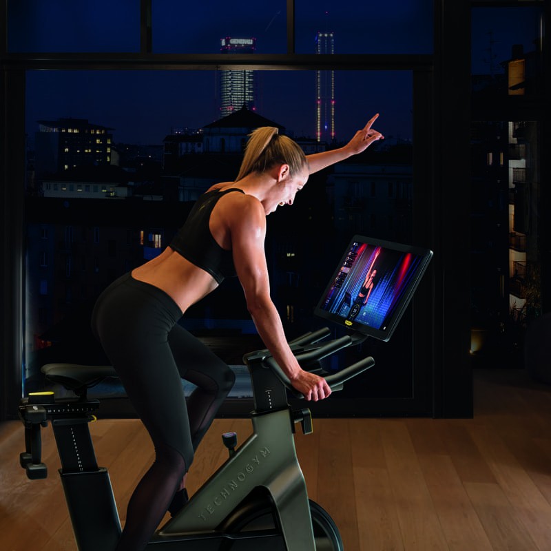 Велотренажер Technogym Bike