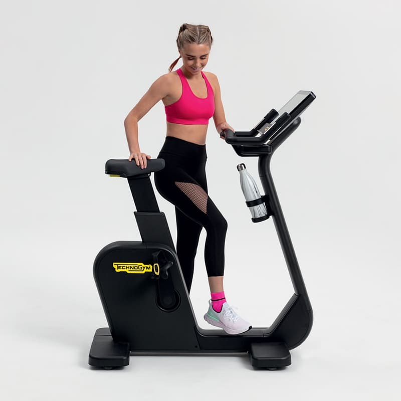 Велотренажер Technogym Excite Live Bike