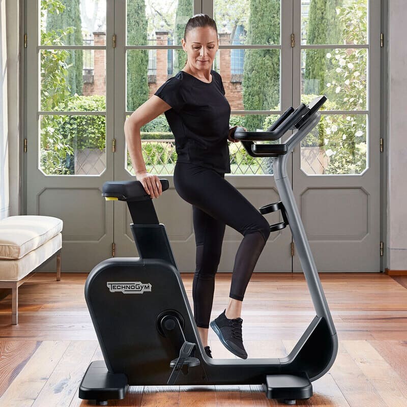 Велотренажер Technogym Cycle