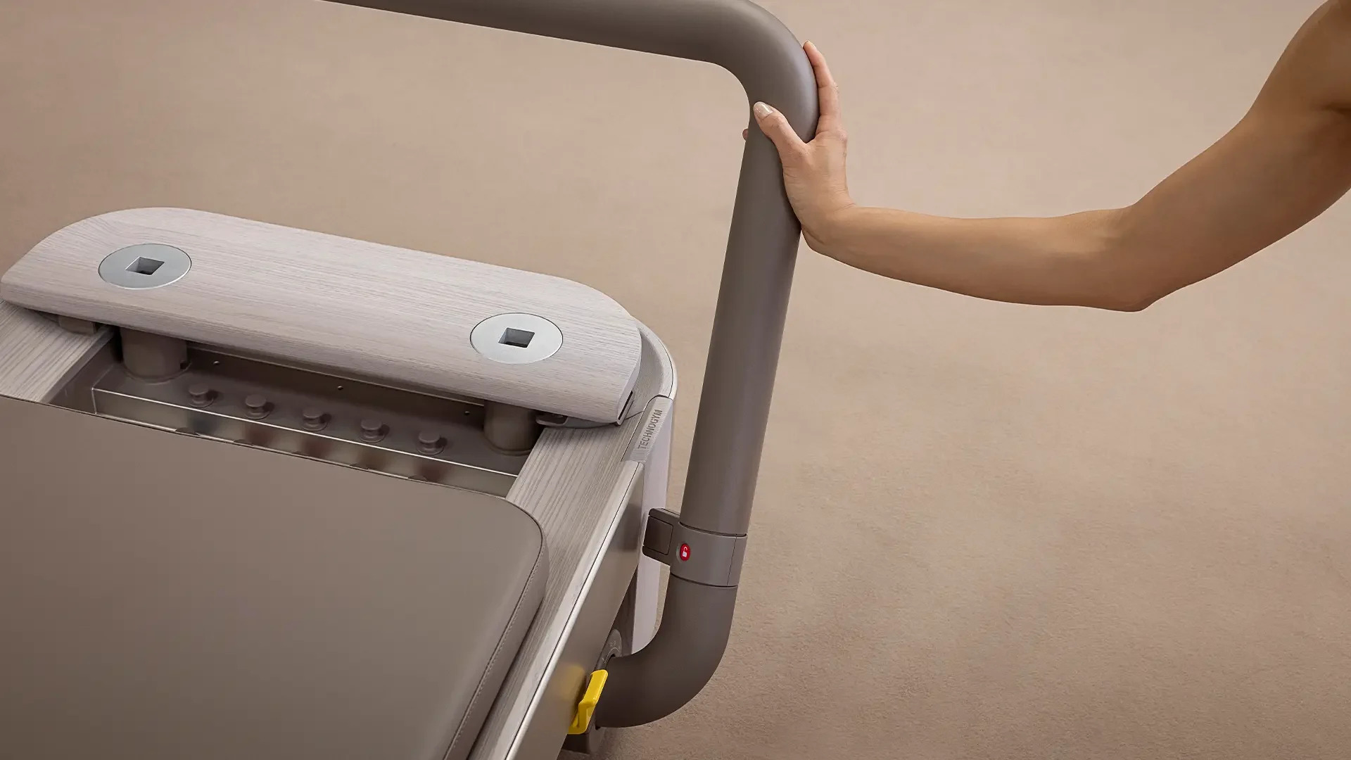 Реформер Technogym Reform Sand Stone