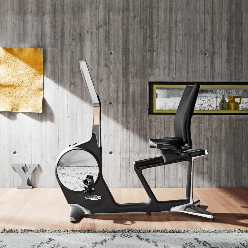 Велотренажер Technogym Recline Personal